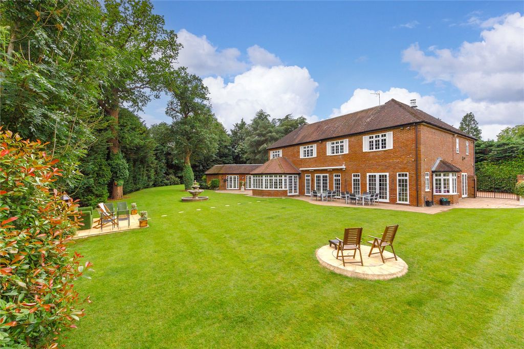 Additional image 19 of 7 bed detached house for saleThe Leys, Loom Lane, Radlett, Hertfordshire WD7