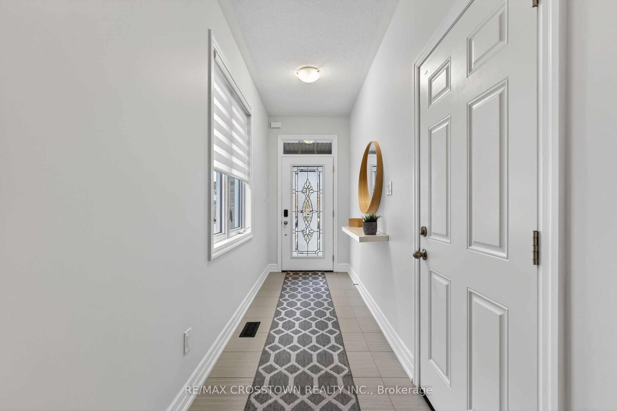 Additional image 3 of 30 Hutton Crescent, Essa, ON, L3W 0R6