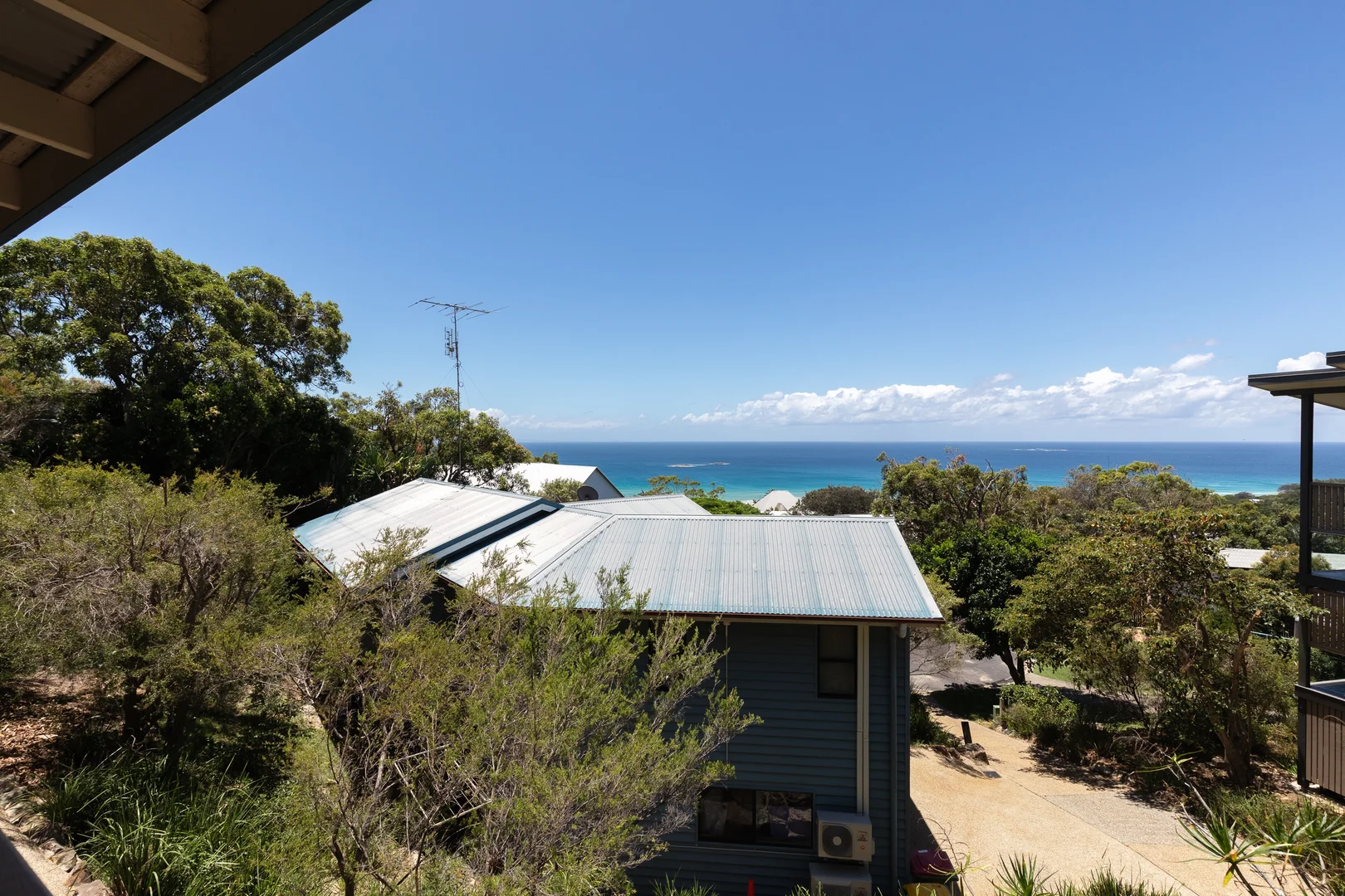 Additional image 19 of 2/5 Baker Crt, Point Lookout QLD 4183