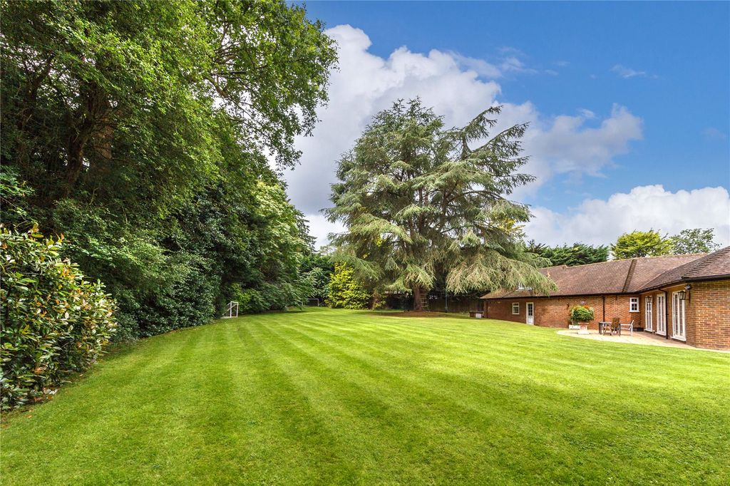 Additional image 22 of 7 bed detached house for saleThe Leys, Loom Lane, Radlett, Hertfordshire WD7