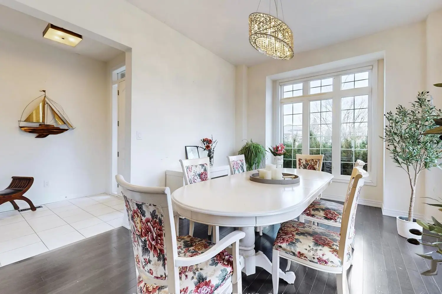 Additional image 3 of 2 Yorkton Boulevard