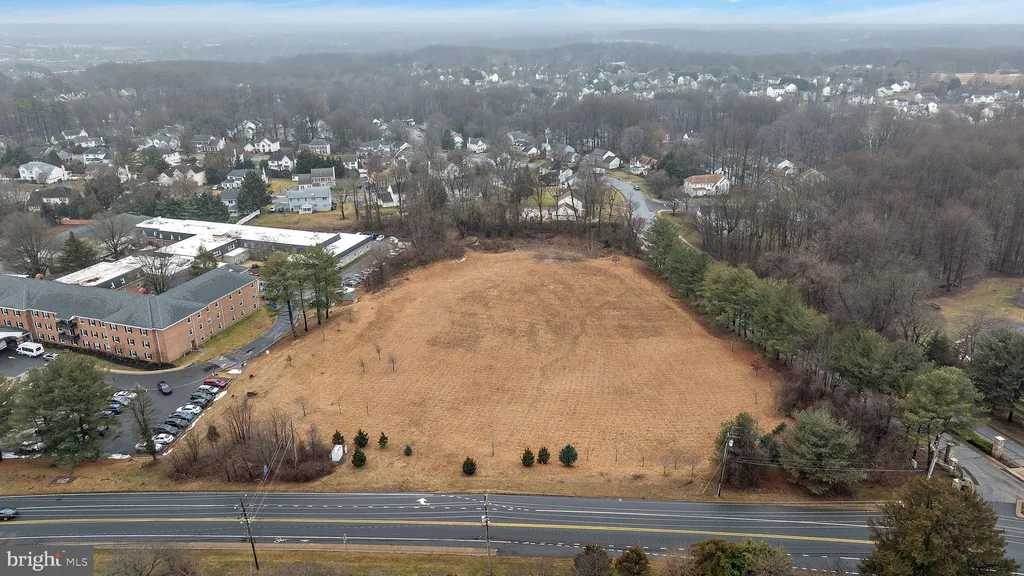 275 Possum Park Road, Newark, DE 19711