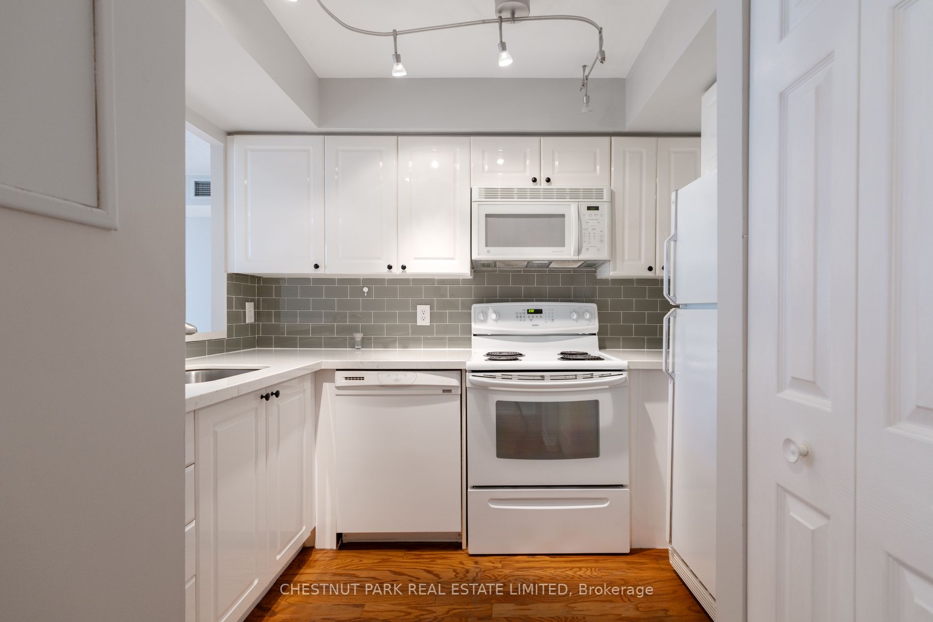 Additional image 3 of 502-99 Hayden Street, Toronto, ON, M4Y 3B4