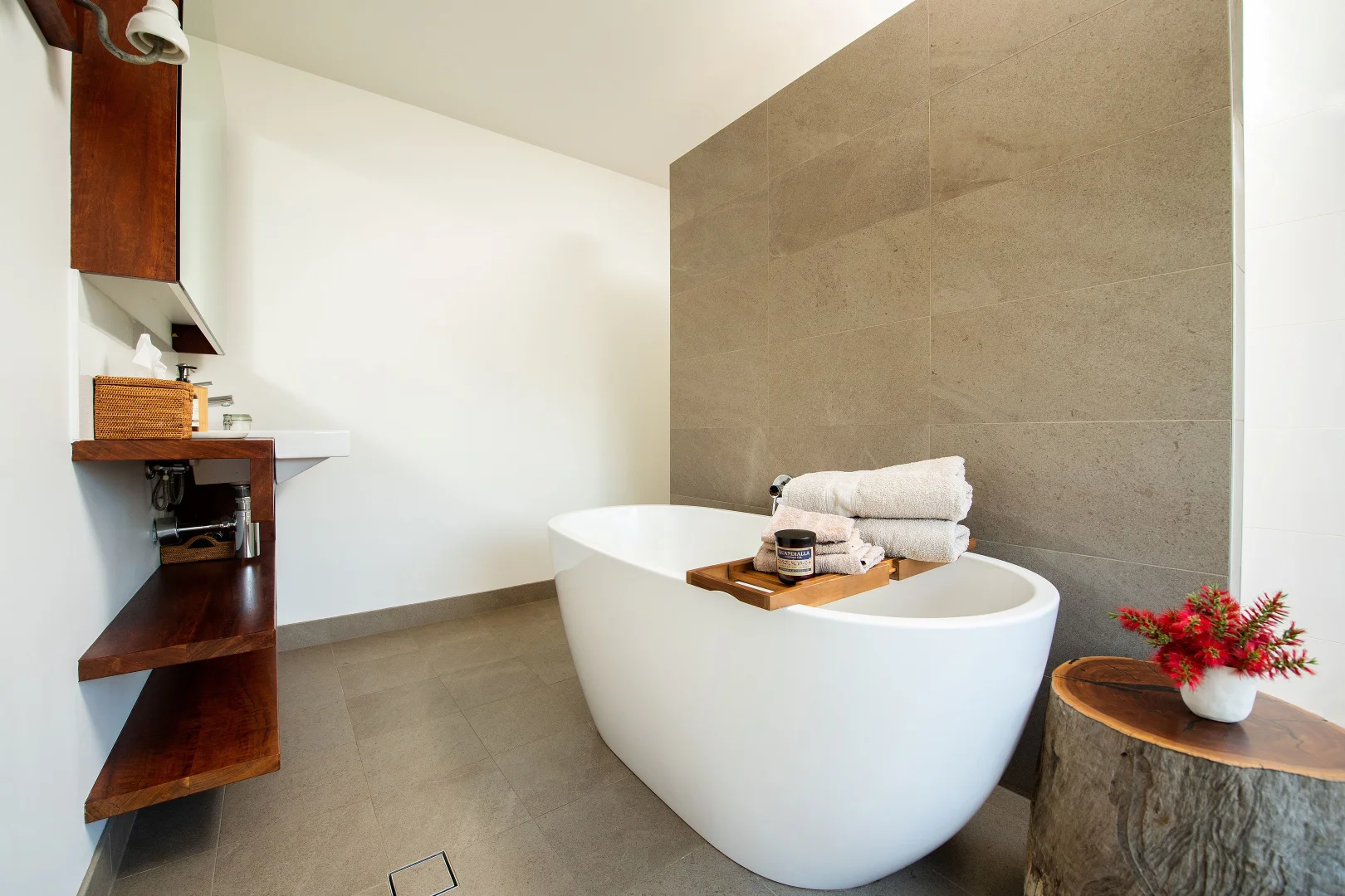 Additional image 10 of Girragirra Retreat , Warrul Road, Forbes NSW 2871