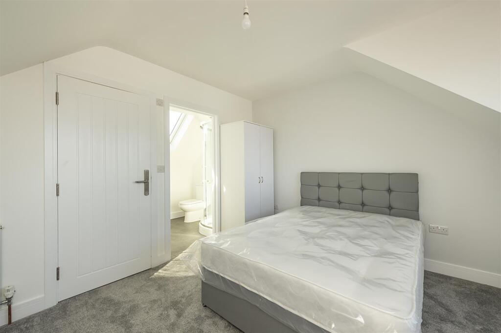 Additional image 3 of Hatfield Road, St. Albans