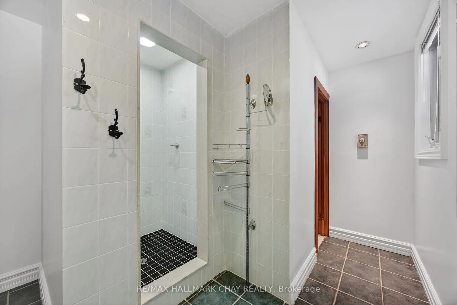 Additional image 12 of 1976 River Road