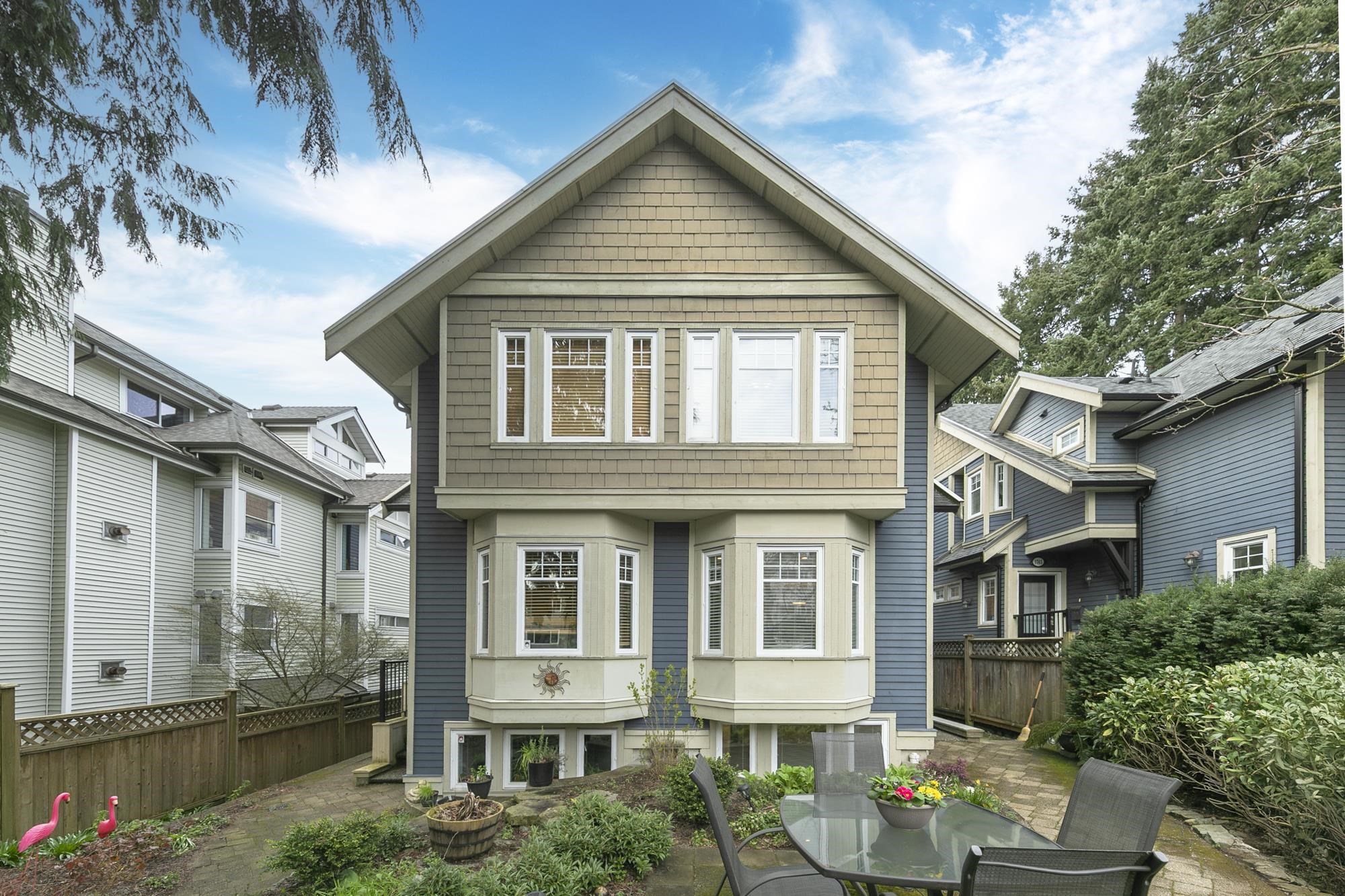 1737 Frances Street, Vancouver, BC, V5L 1Z5