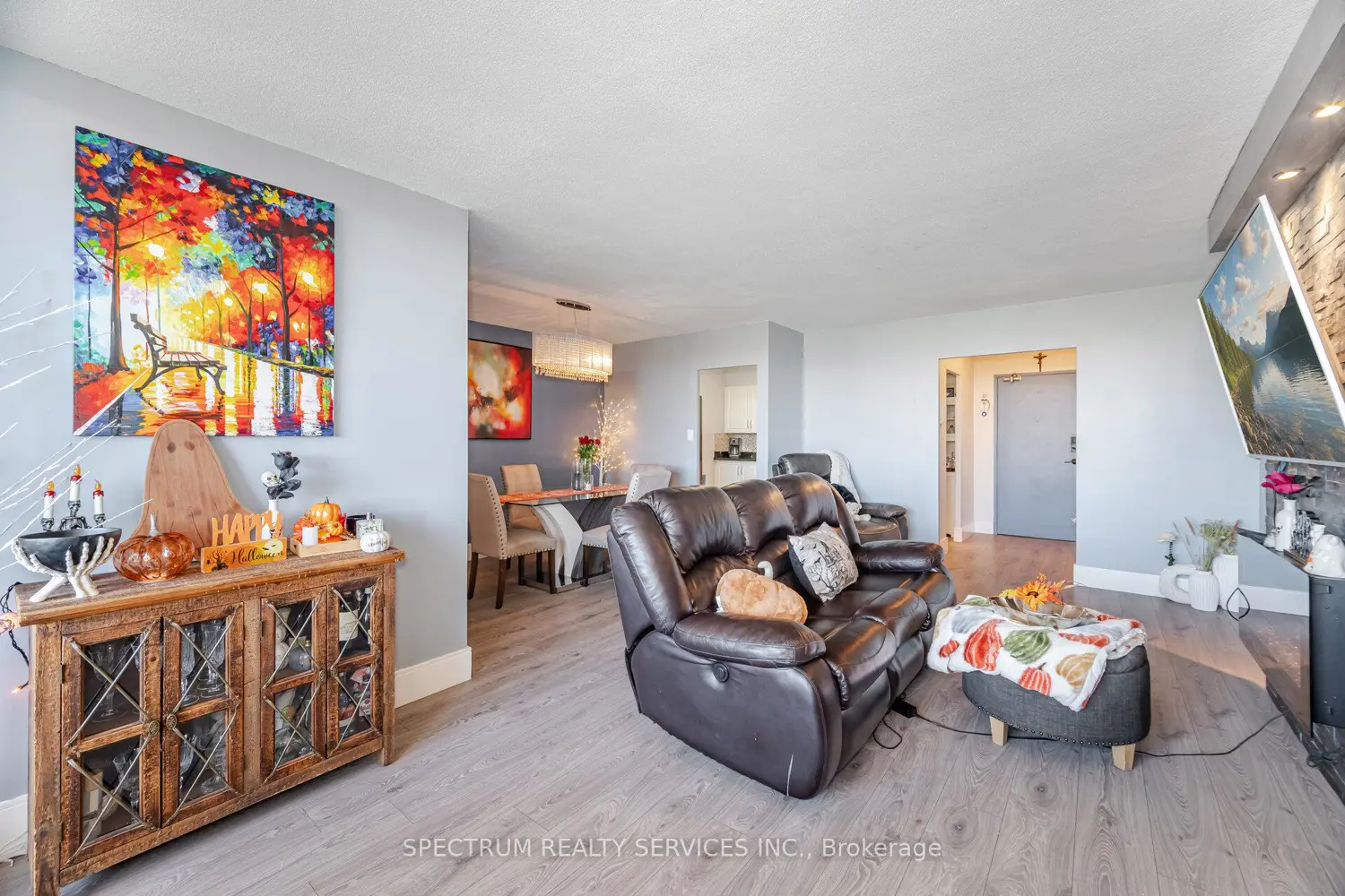 Additional image 11 of 85 Emmett Avenue 1210