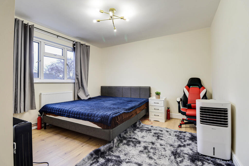 Additional image 6 of Kitchener Close, St Albans, AL1