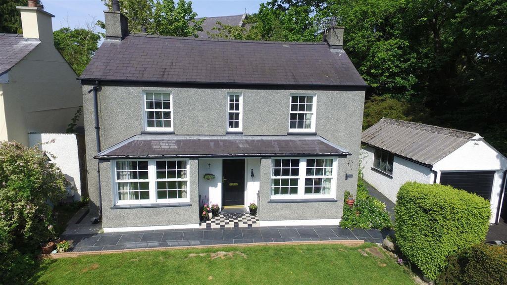 Additional image 4 of 3 bed detached house for saleTelford Road, Menai Bridge, Anglesey LL59