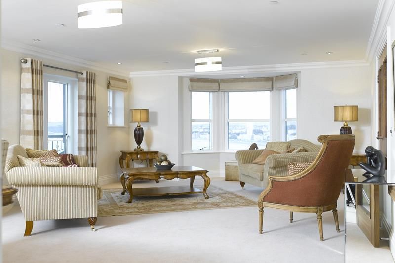 Additional image 3 of 3 bed flat for saleImperial Terrace, Onchan, Isle Of Man IM3
