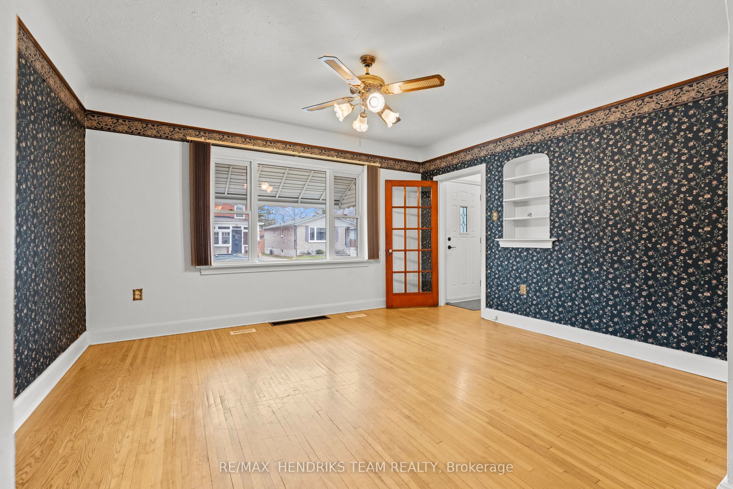 Additional image 5 of 27 Lorne Street, St. Catharines, ON, L2P 3C6