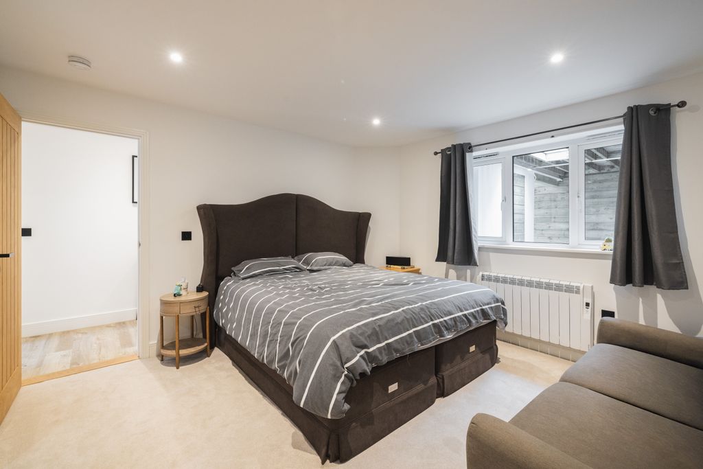 Additional image 20 of 3 bed flat for saleLa Route De La Pulente, St. Brelade, Jersey JE3