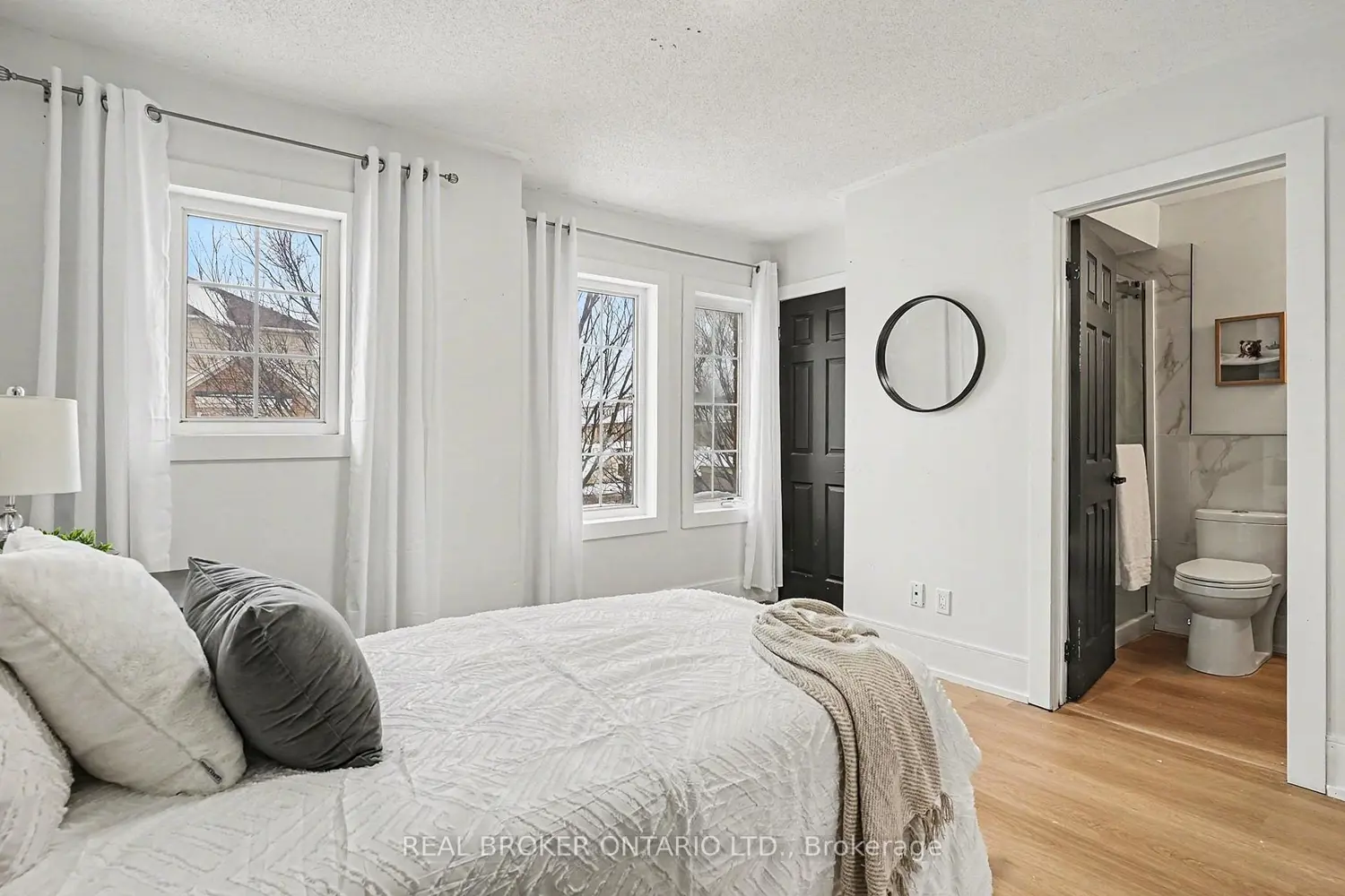 Additional image 8 of 16 Leitch Avenue