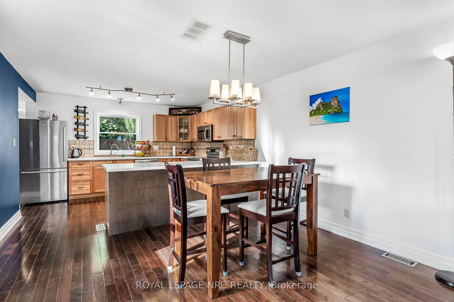 Additional image 9 of 12 Lincoln Road