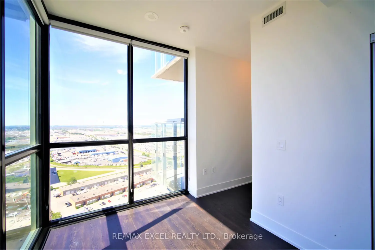 Additional image 15 of 2908 Highway 7 Road # 2607