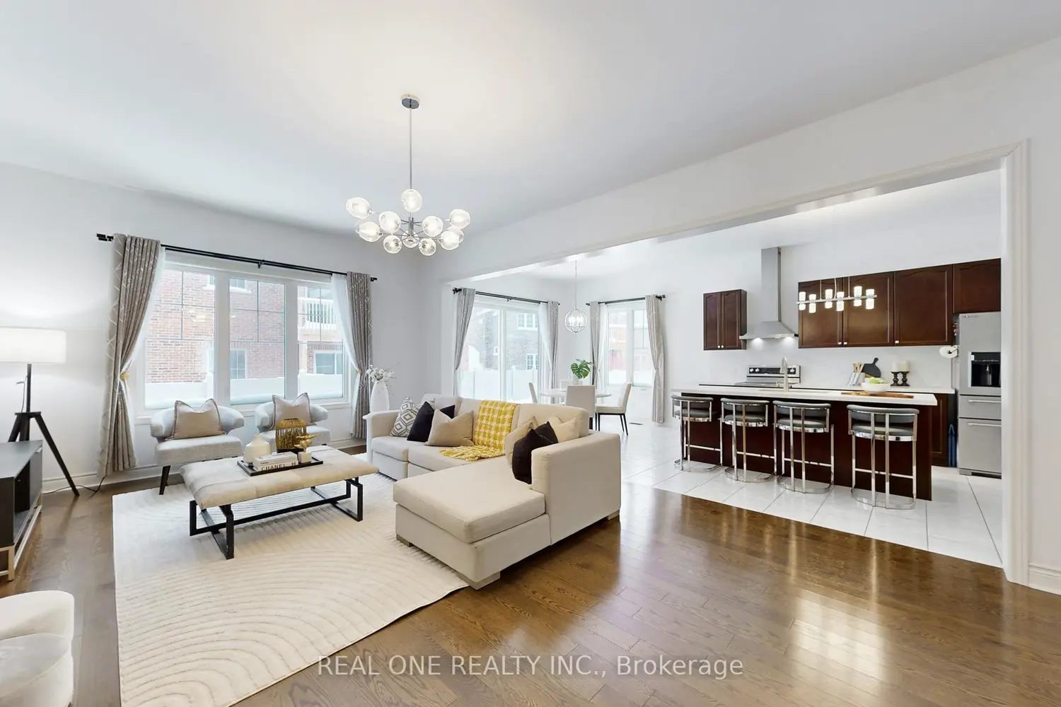 Additional image 3 of 11 Match Point Court