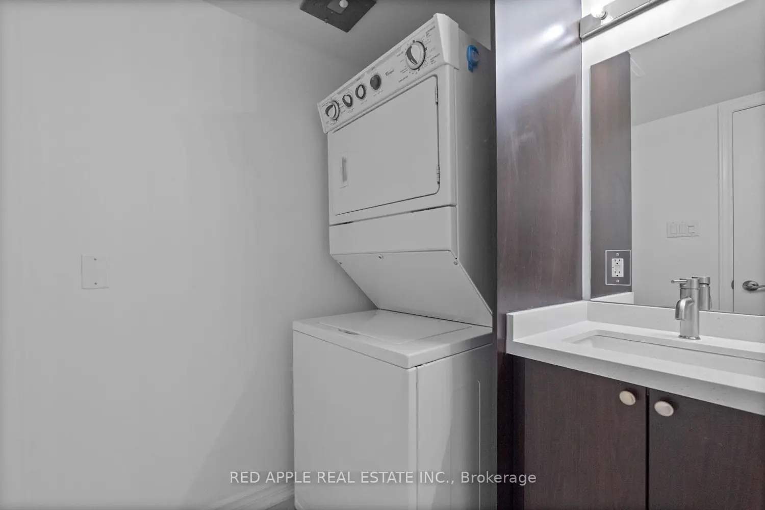 Additional image 9 of 872 Sheppard Avenue 213