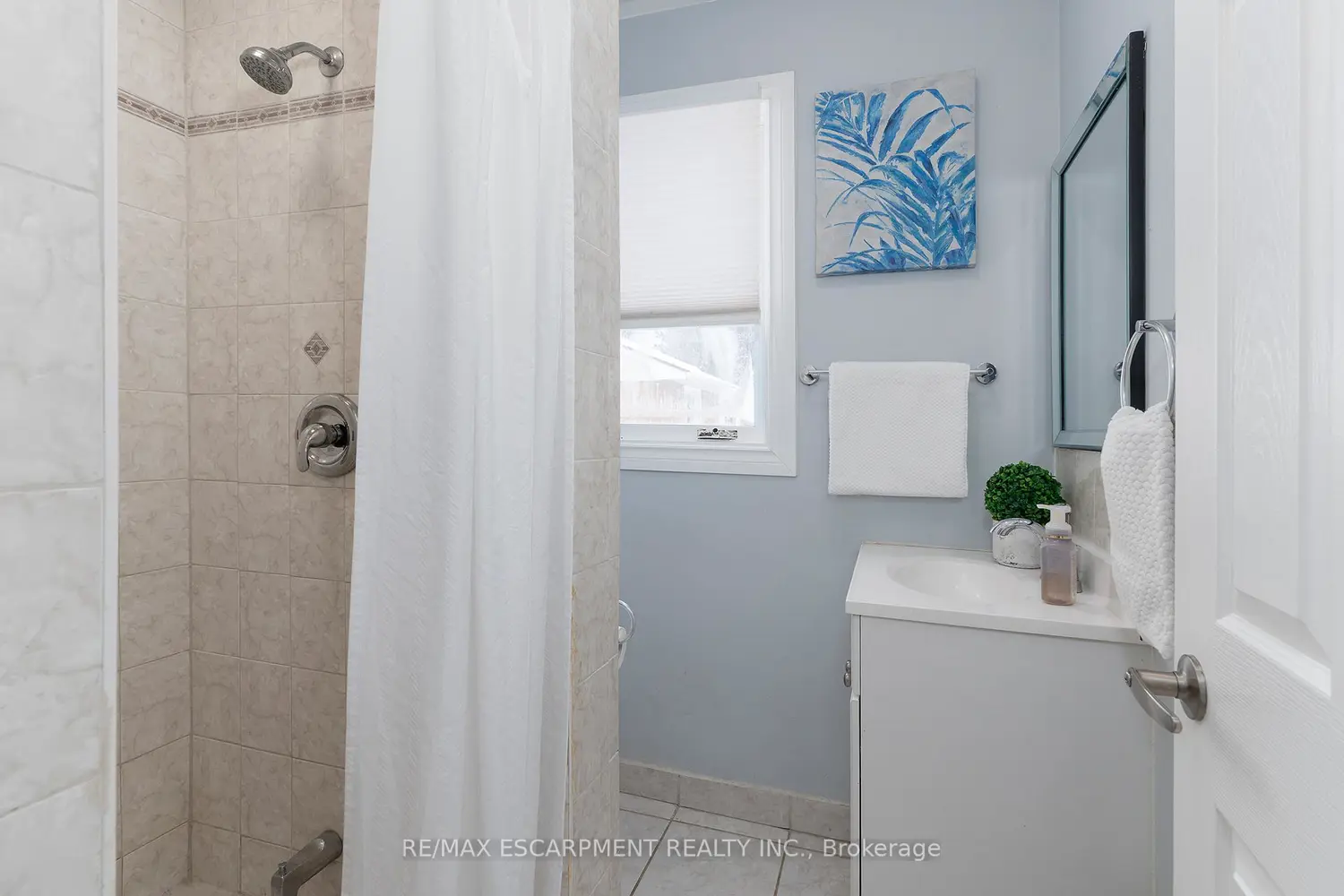 Additional image 10 of 2448 Wilson Street