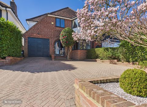 Eachelhurst Road, Walmley, Sutton Coldfield B76