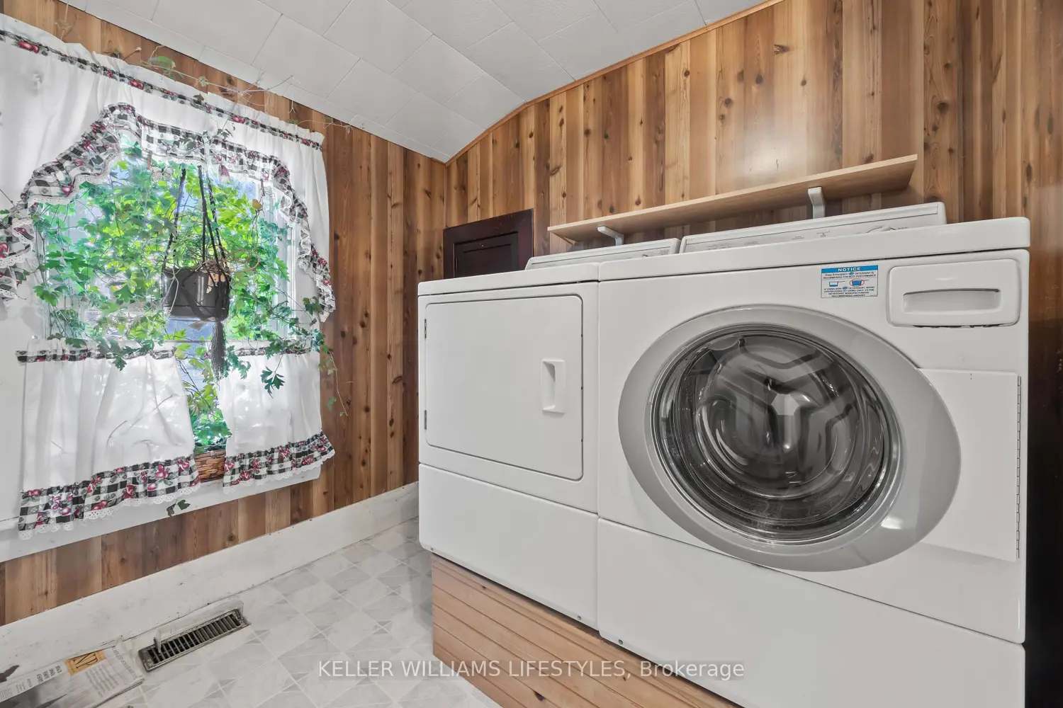 Additional image 9 of 136 Queen Street