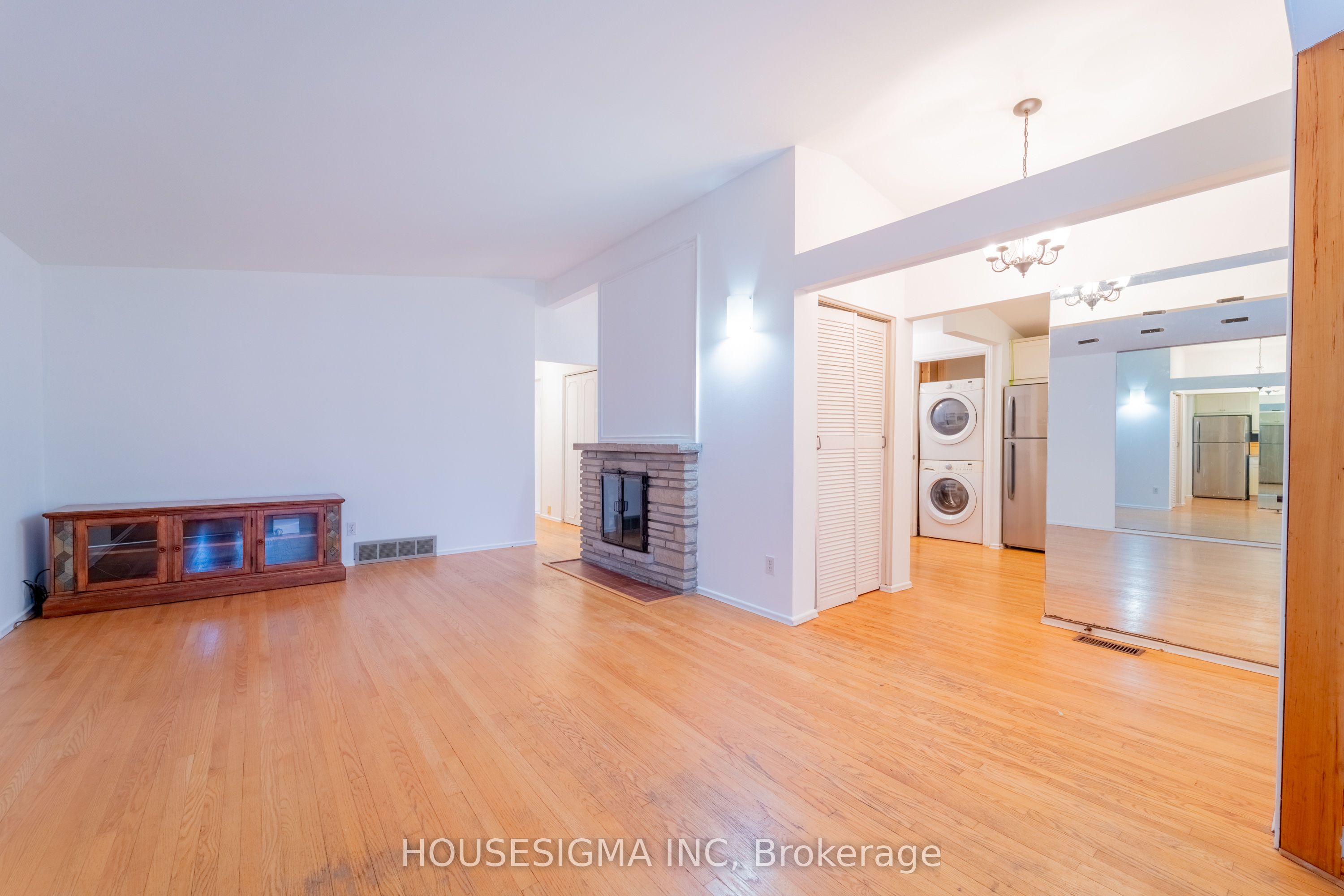 Additional image 6 of 2335 Harding Road, Ottawa, ON, K1G 3B7