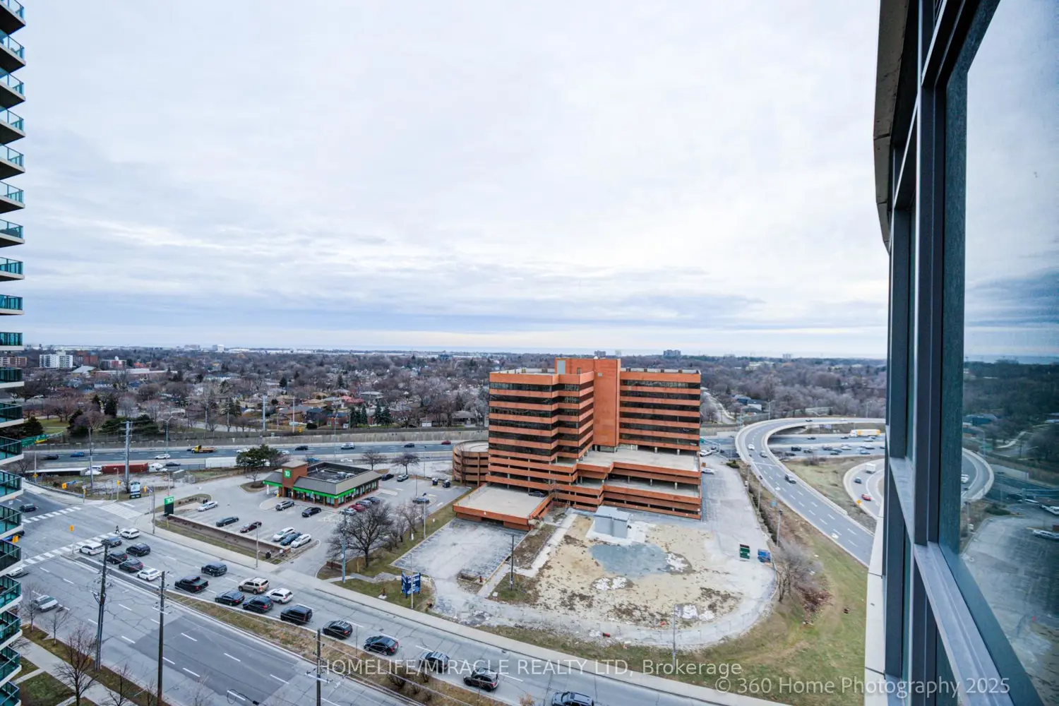 Additional image 15 of 225 Sherway Gardens Road 1706