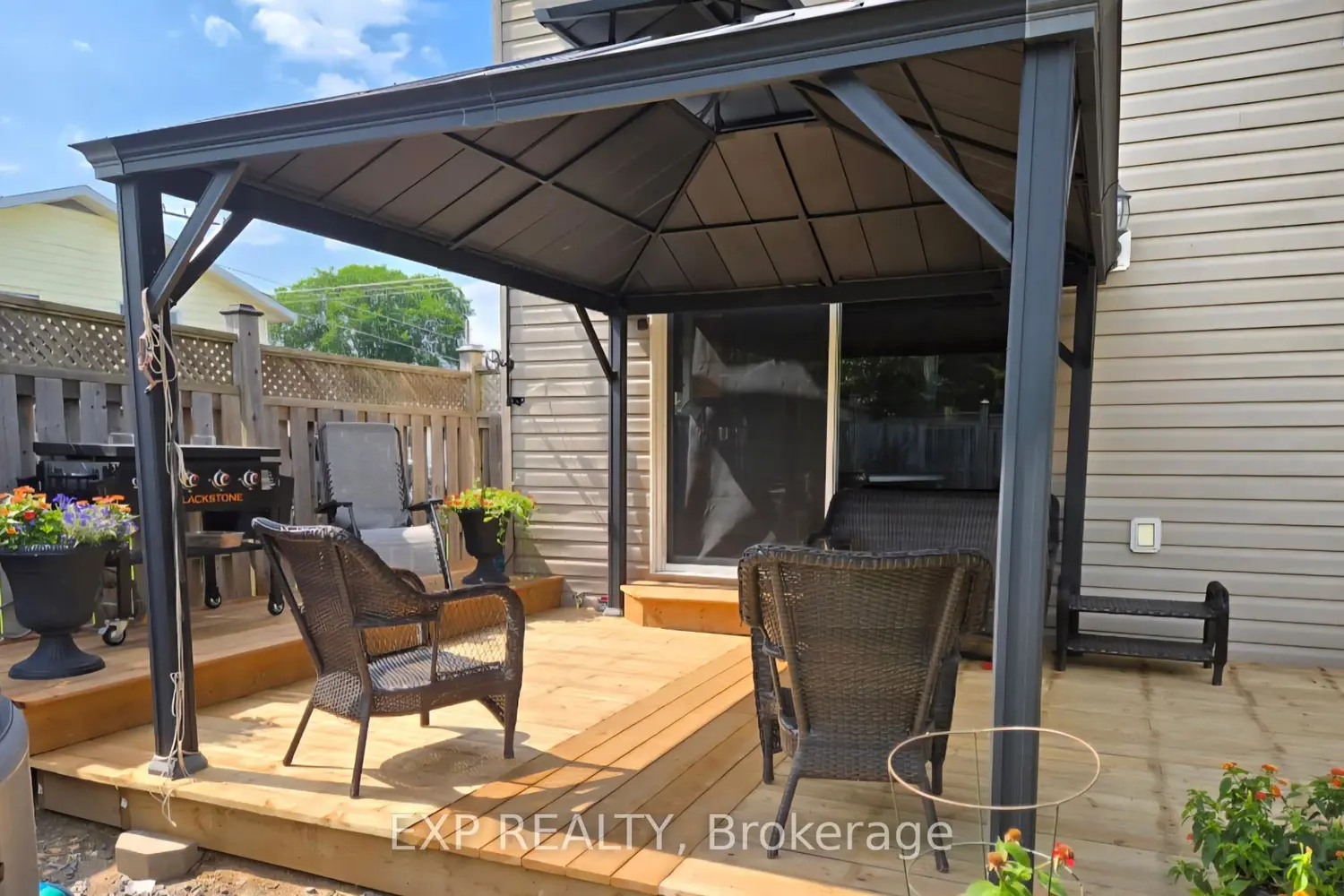 Additional image 20 of 395 Lisgar Avenue