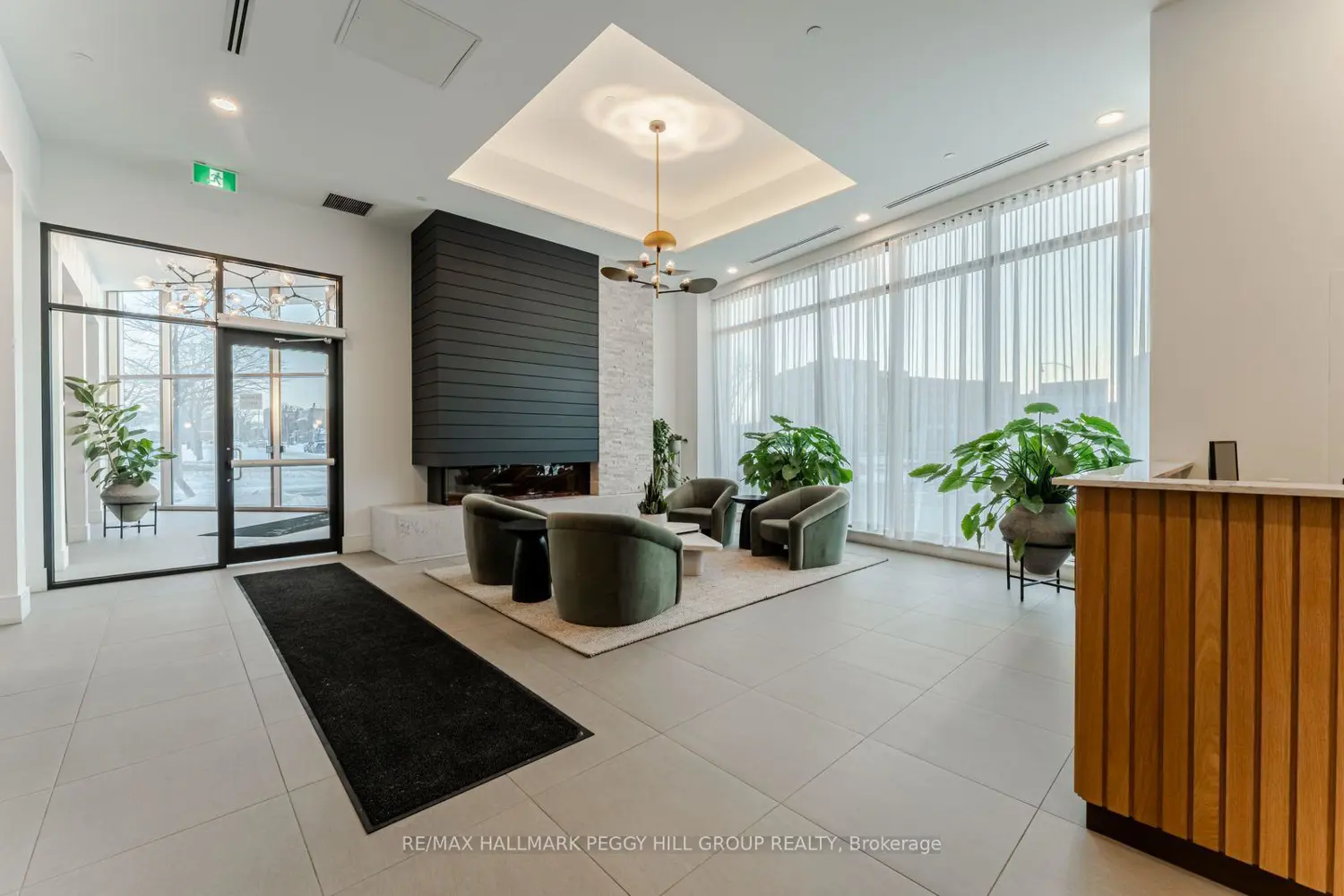 Additional image 11 of 31 Huron Street 421