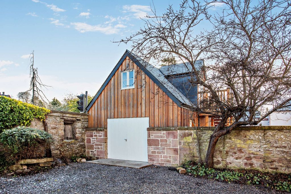 Additional image 8 of 6 bed semi-detached house for saleLadies Walk, Inverness, Highland IV2