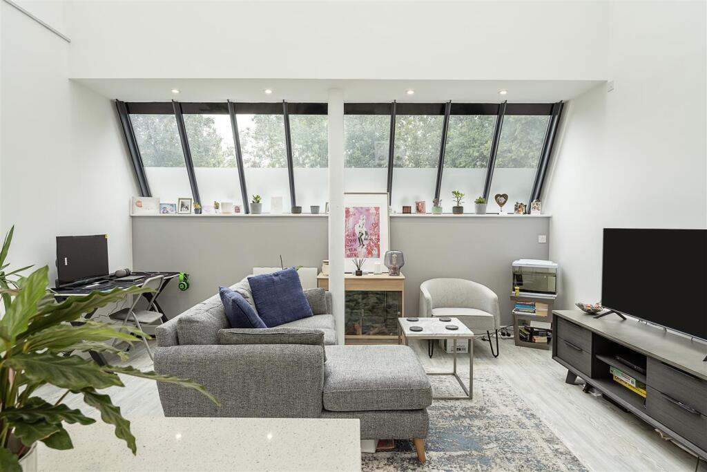 Additional image 12 of Sutton Road, St. Albans