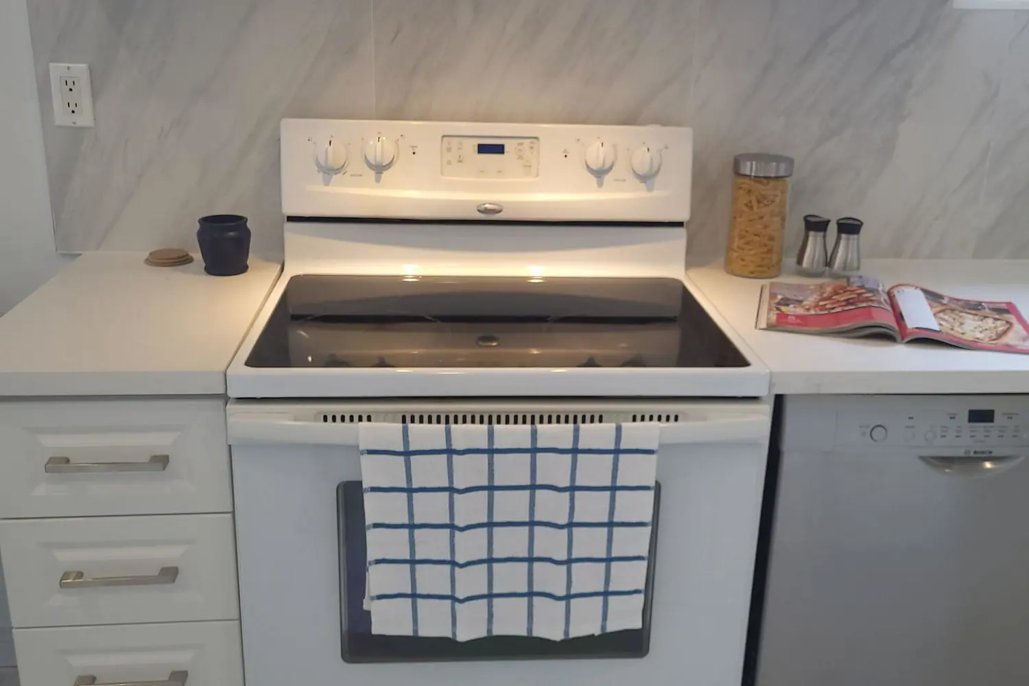 Additional image 6 of 764 Dundas Street