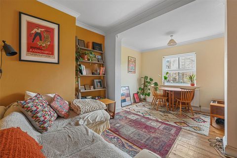 Burma Road, London N16