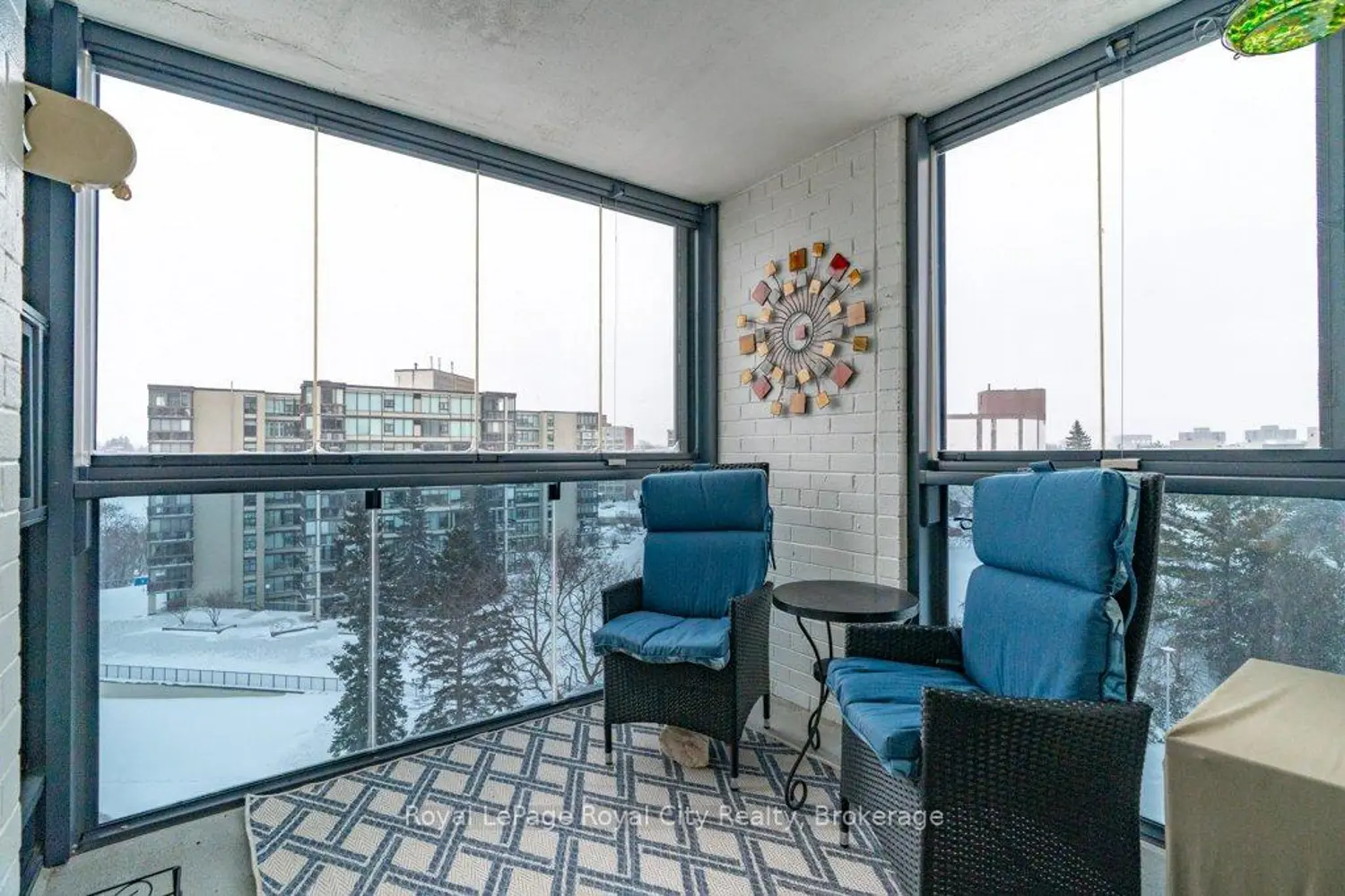 Additional image 13 of 19 Woodlawn Road 614