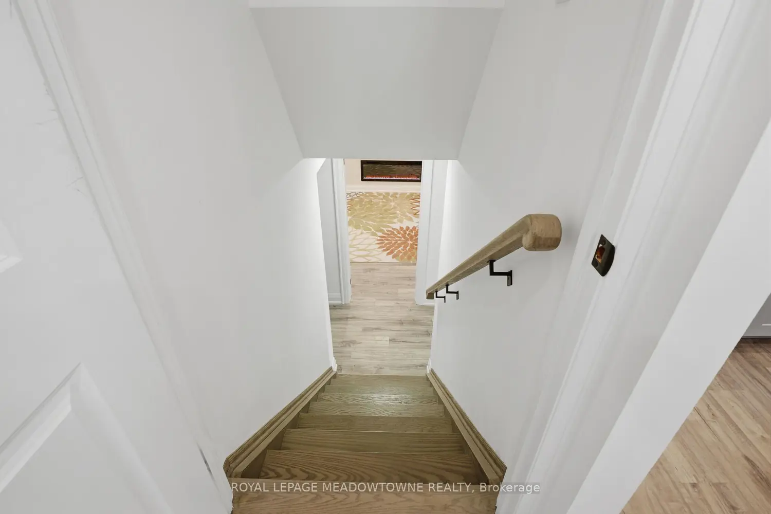 Additional image 10 of 10 Mottistone Court