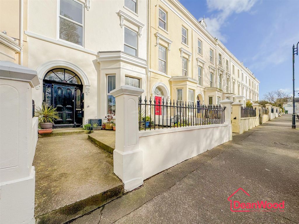 Additional image 2 of 2 bed flat for saleApartment 2, 18 Derby Square, Douglas, Isle Of Man IM1