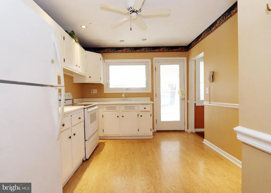 Additional image 8 of 38 S Dickens Road, Claymont, DE 19703