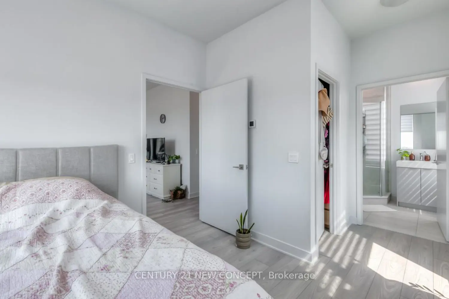 Additional image 11 of 2920 Highway 7 Road 3301