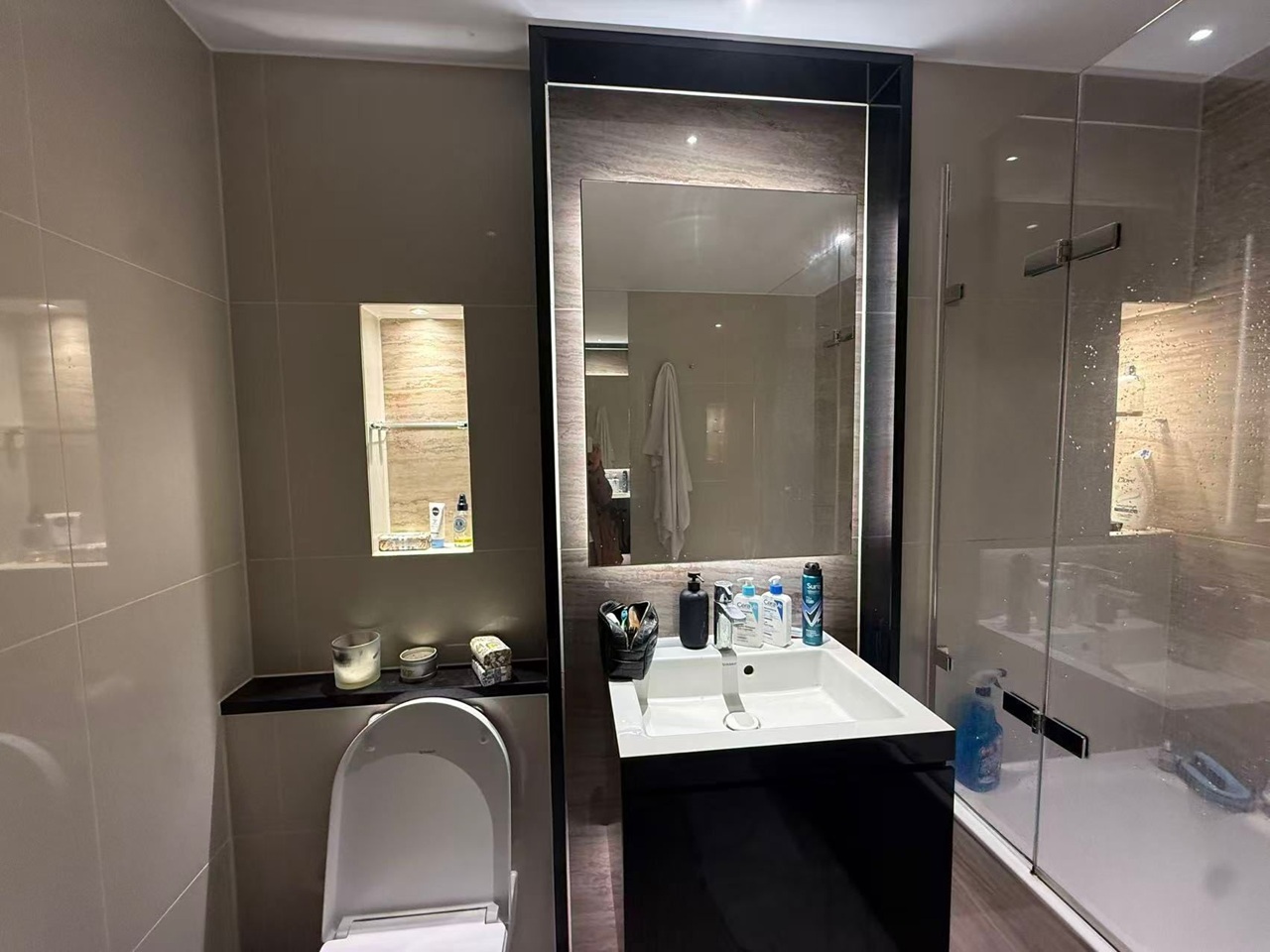 Additional image 10 of 1 Bed Flat, Westmark Tower, W2, N1 7GU