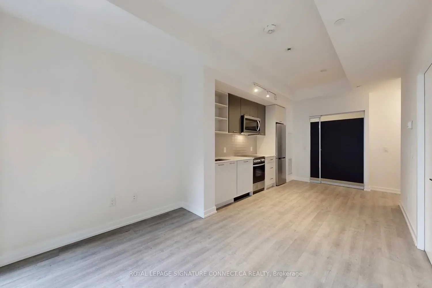 Additional image 5 of 2300 St Clair Avenue 612