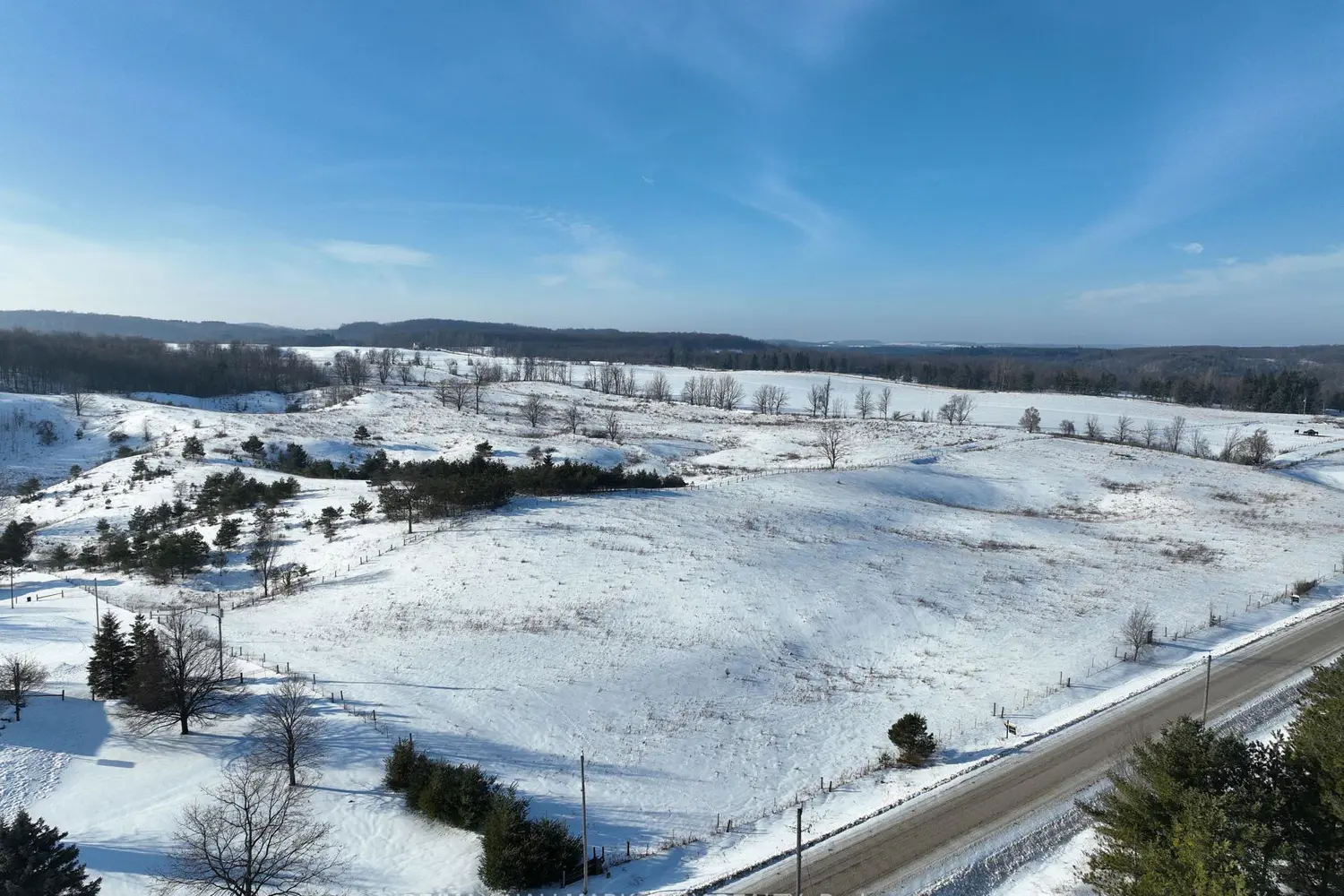 Additional image 4 of Pt E 1/2 Lot25 Conc 4 Ehs Pt 1, Pl 7R6861 Town Of Mono St, Mono Street