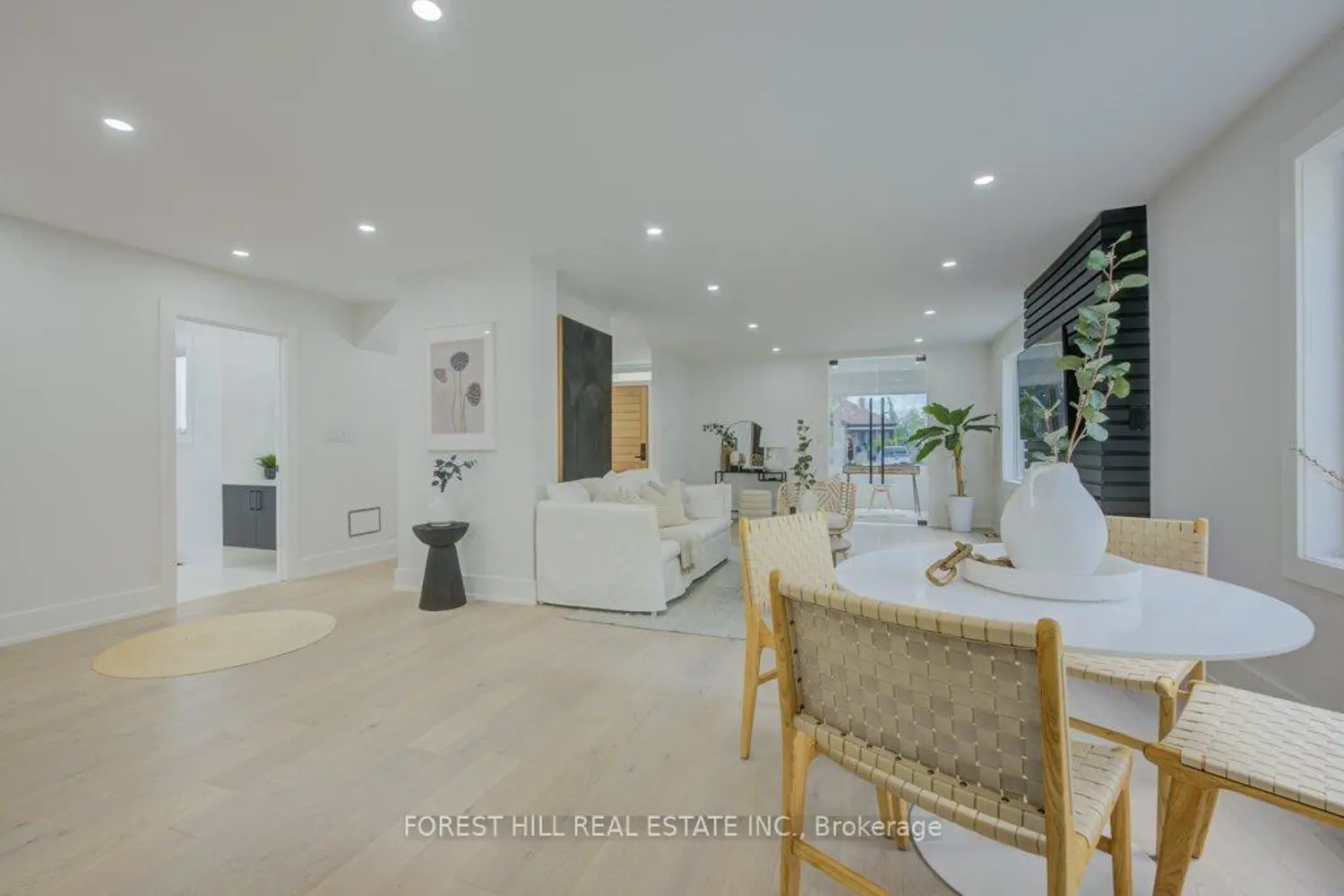 Additional image 9 of 4392 Ontario Street