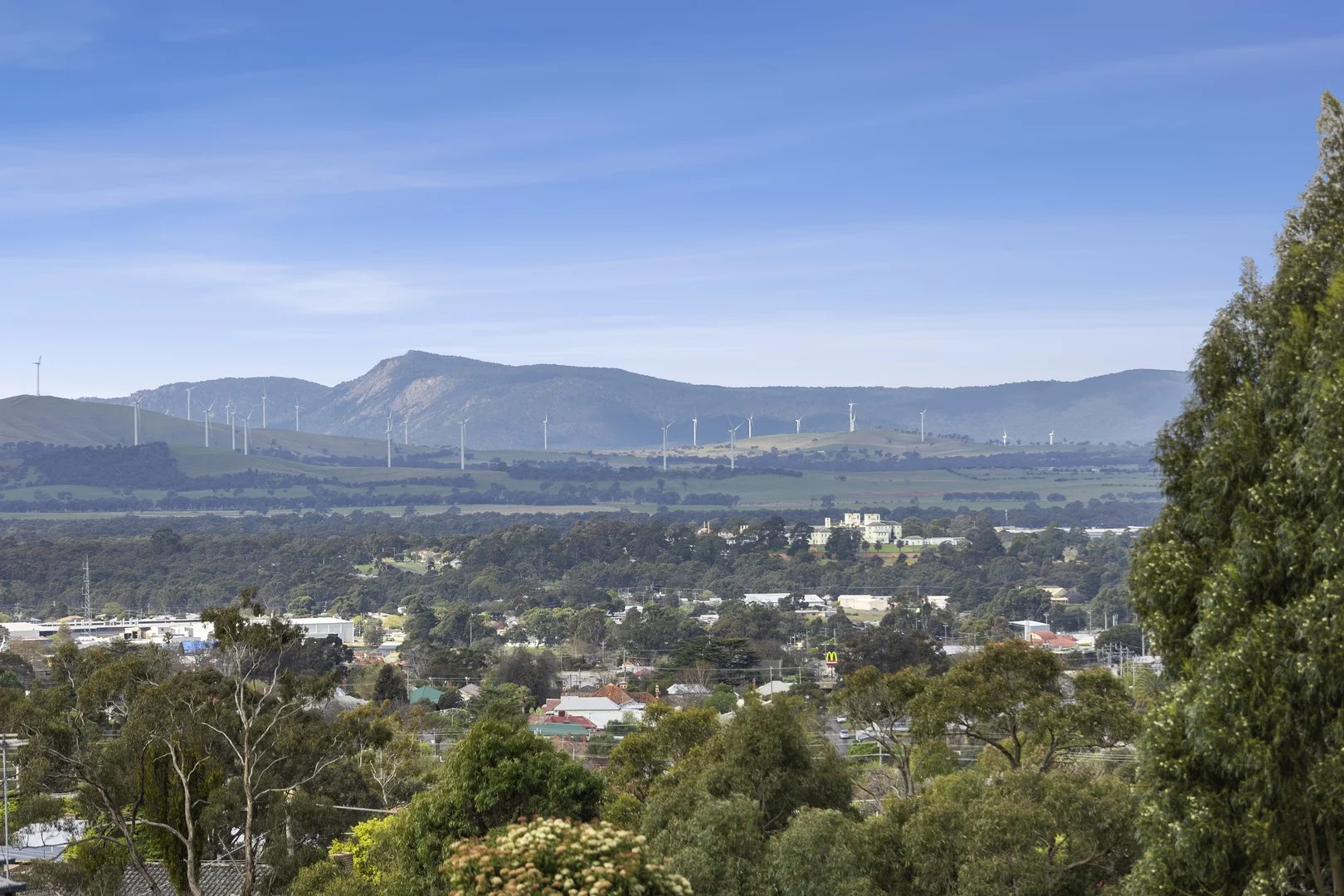 Additional image 6 of 8 Omaroo Court, Ararat VIC 3377