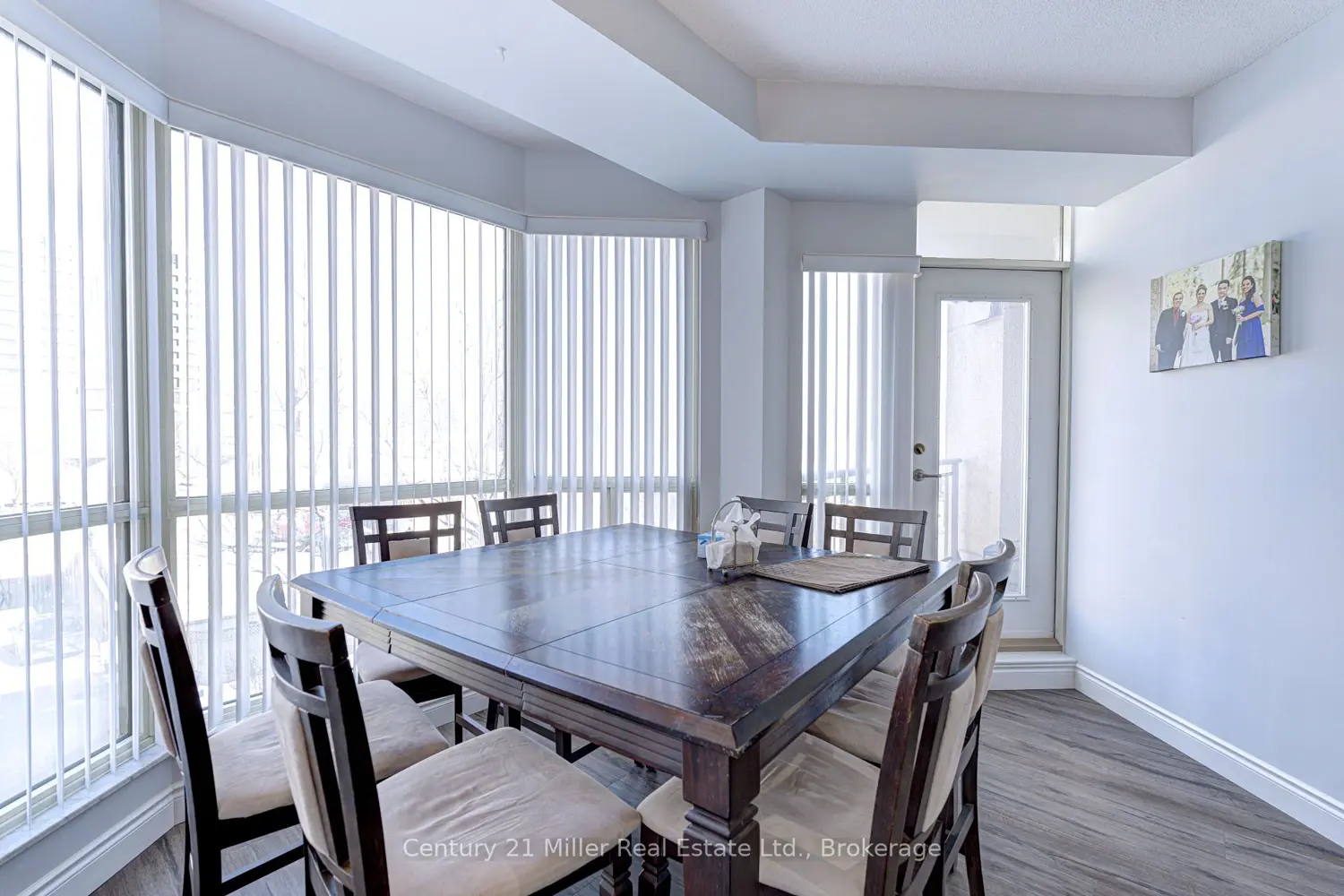 Additional image 10 of 2511 Lakeshore Road 319