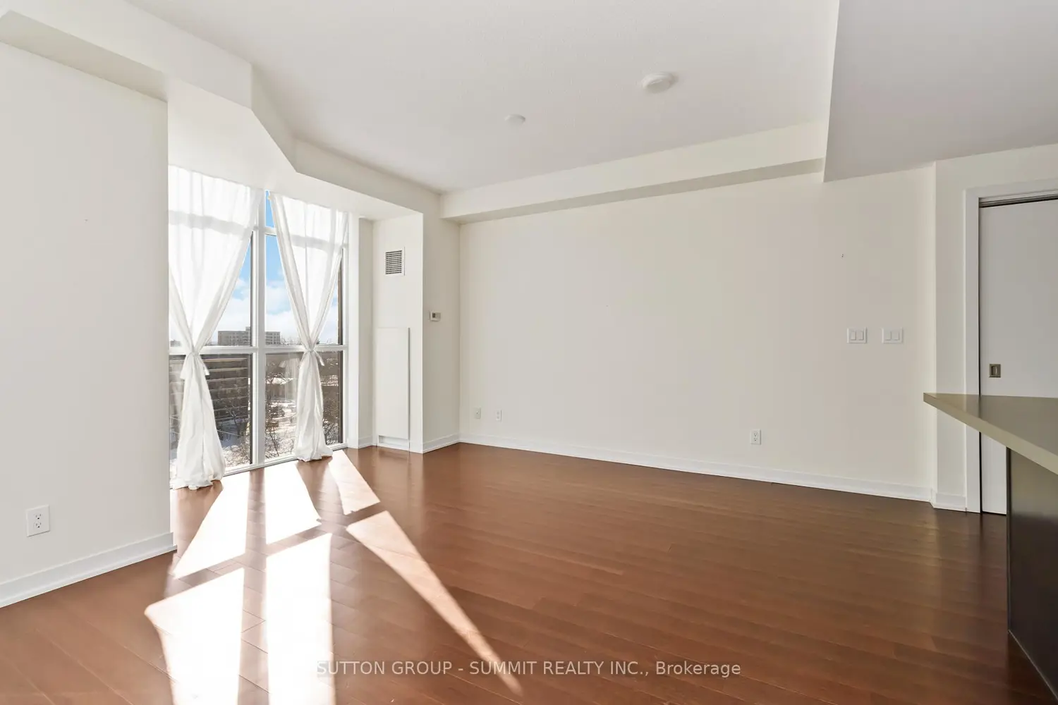 Additional image 9 of 551 Maple Avenue 816