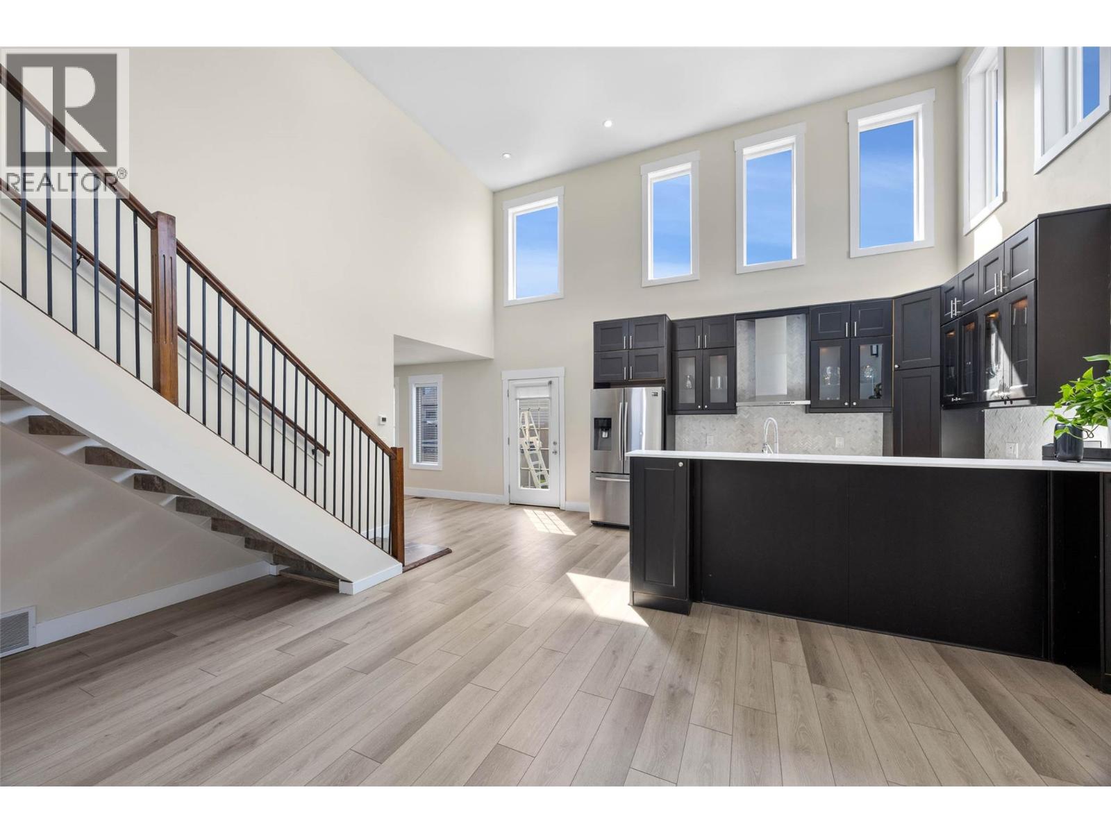 Additional image 4 of 615 Rose Avenue, Kamloops, BC, V2B3T4