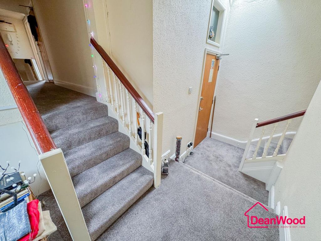 Additional image 8 of 5 bed flat for sale2 Maycroft, Mayhill, Ramsey, Isle Of Man IM8