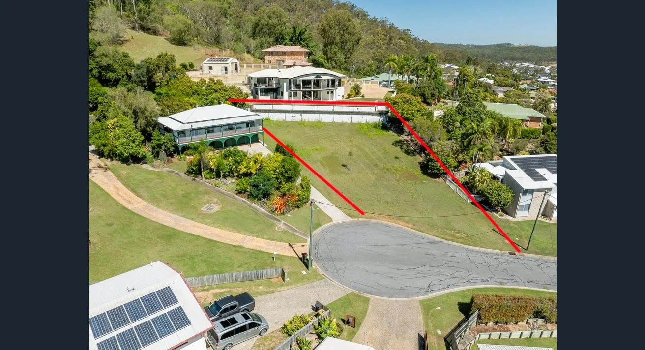 8 Earls Court, Telina QLD 4680