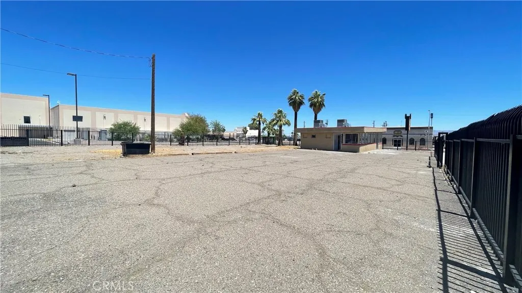 Additional image 22 of 701 W Broadway Street, Needles, CA 92363