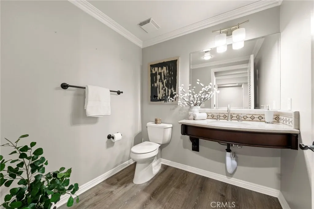 Additional image 21 of 401 Bernard Street Unit 211, Costa Mesa, CA 92627